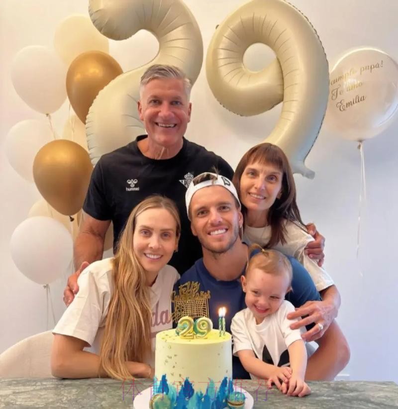 FM独家：雷恩和贝蒂斯洽谈洛塞尔索转会，但他经纪人很难办